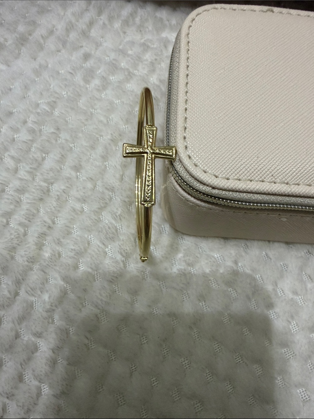 Gold Cross Accent Cosmetic Case Charm Accessory - Cream